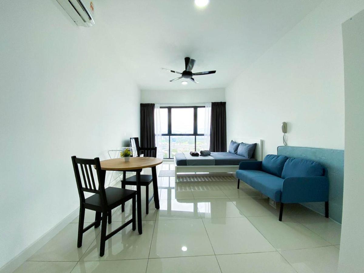Continew Residences Trx Lux Pool View Kuala Lumpur Exterior photo