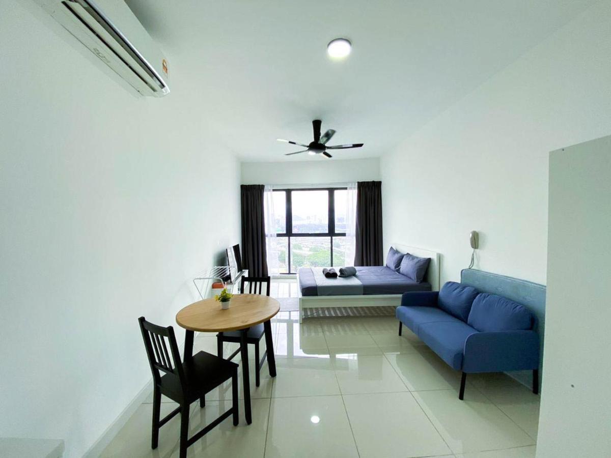 Continew Residences Trx Lux Pool View Kuala Lumpur Exterior photo